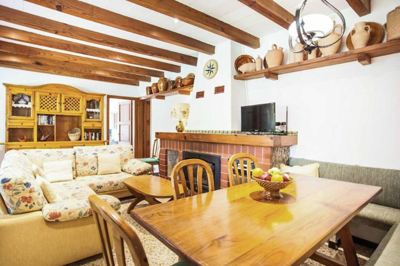 Villa Llarg *